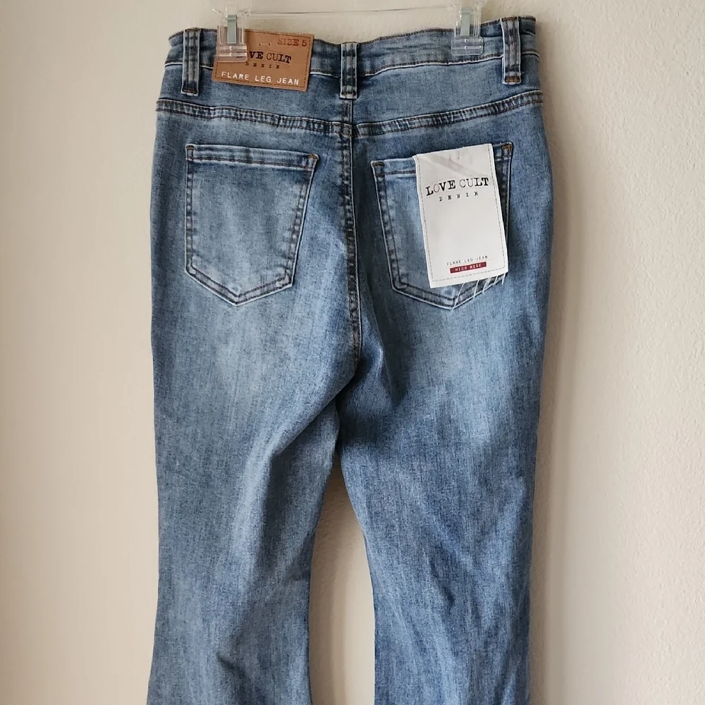 LOVE CULT DENIM Classic Blue Flare Leg High Rise Jeans  Sz 5 Y2K retro NWT - Picture 10 of 16